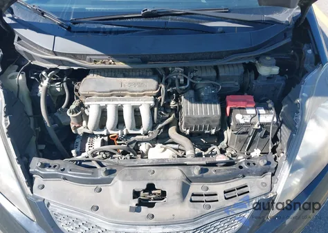 2013 Honda Fit из США, поврежденный, VIN JHMGE8H31DC047148